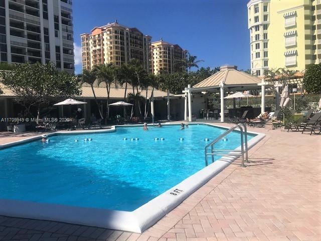 image Shore Club Condo23