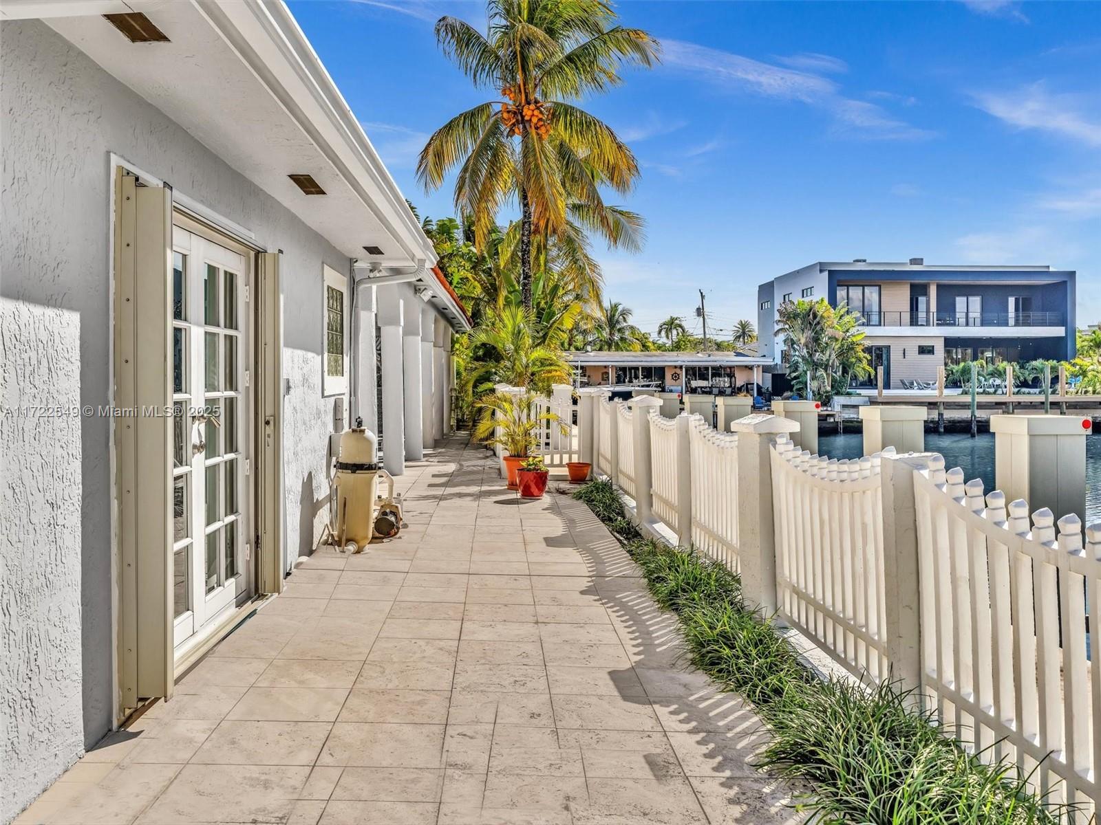 12904 Banyan Rd North Miami, FL 33181