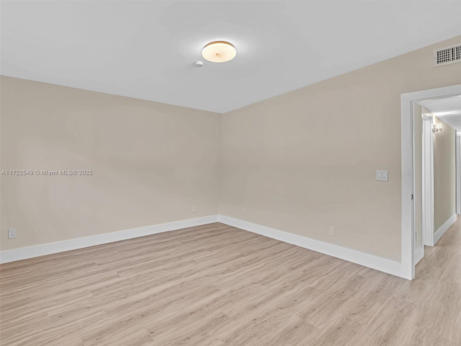 12904 Banyan Rd North Miami, FL 33181