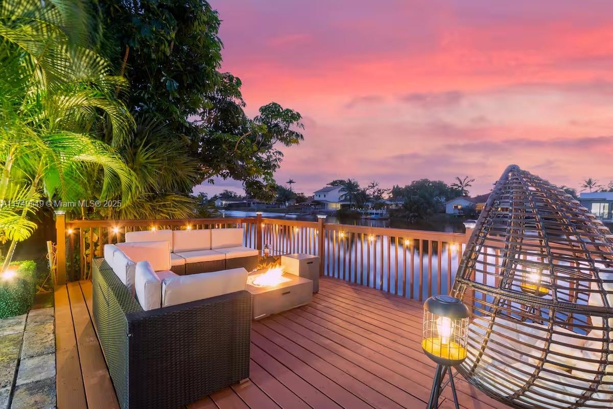 21250 NE 23rd Ave Miami, FL 33180