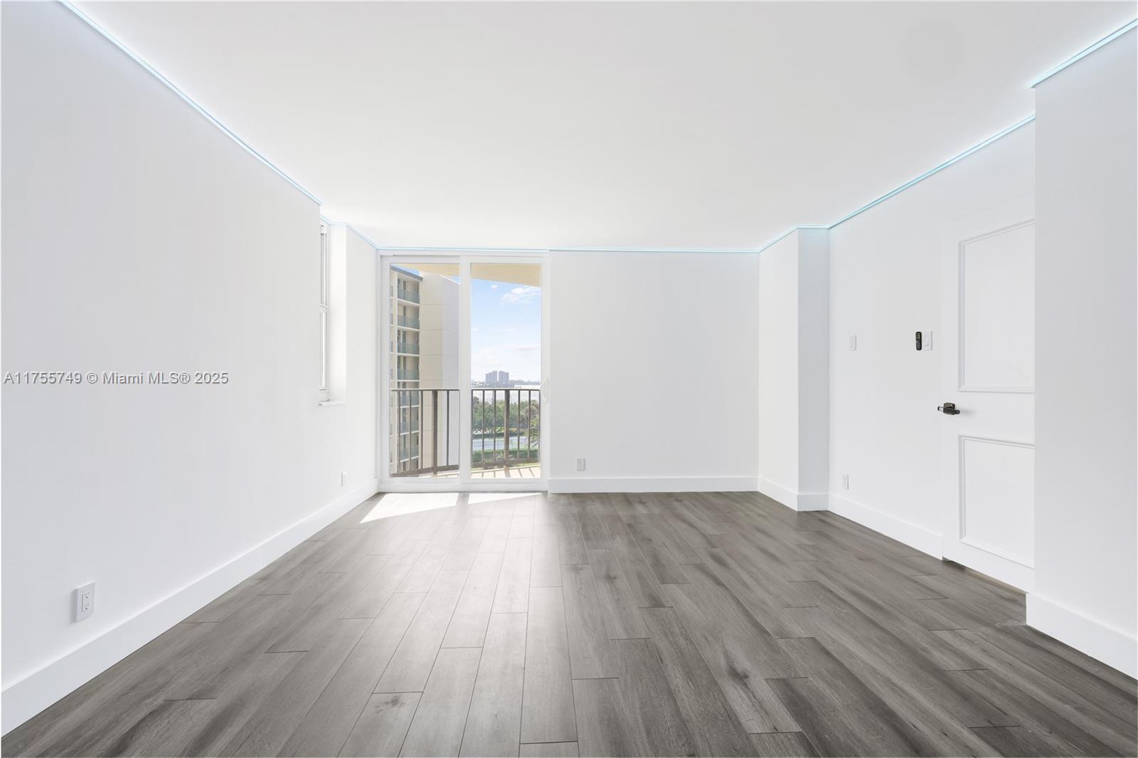 5420 N Ocean Dr #504 Singer Island, FL 33404