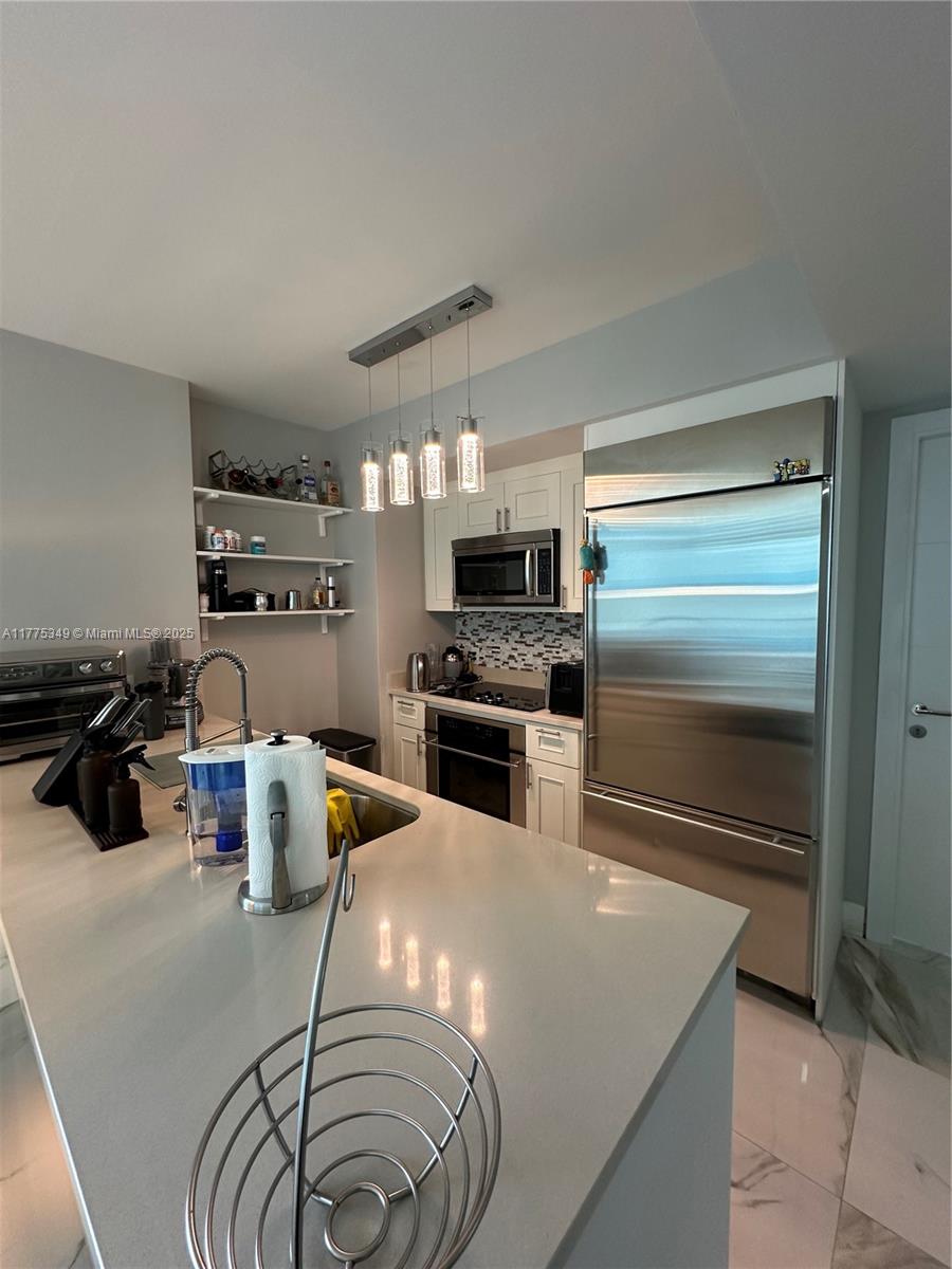 image 500 Brickell West37