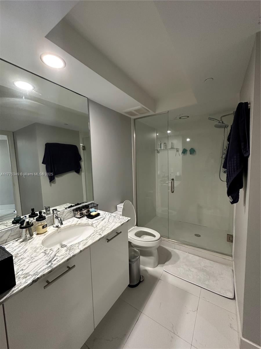 image 500 Brickell West69