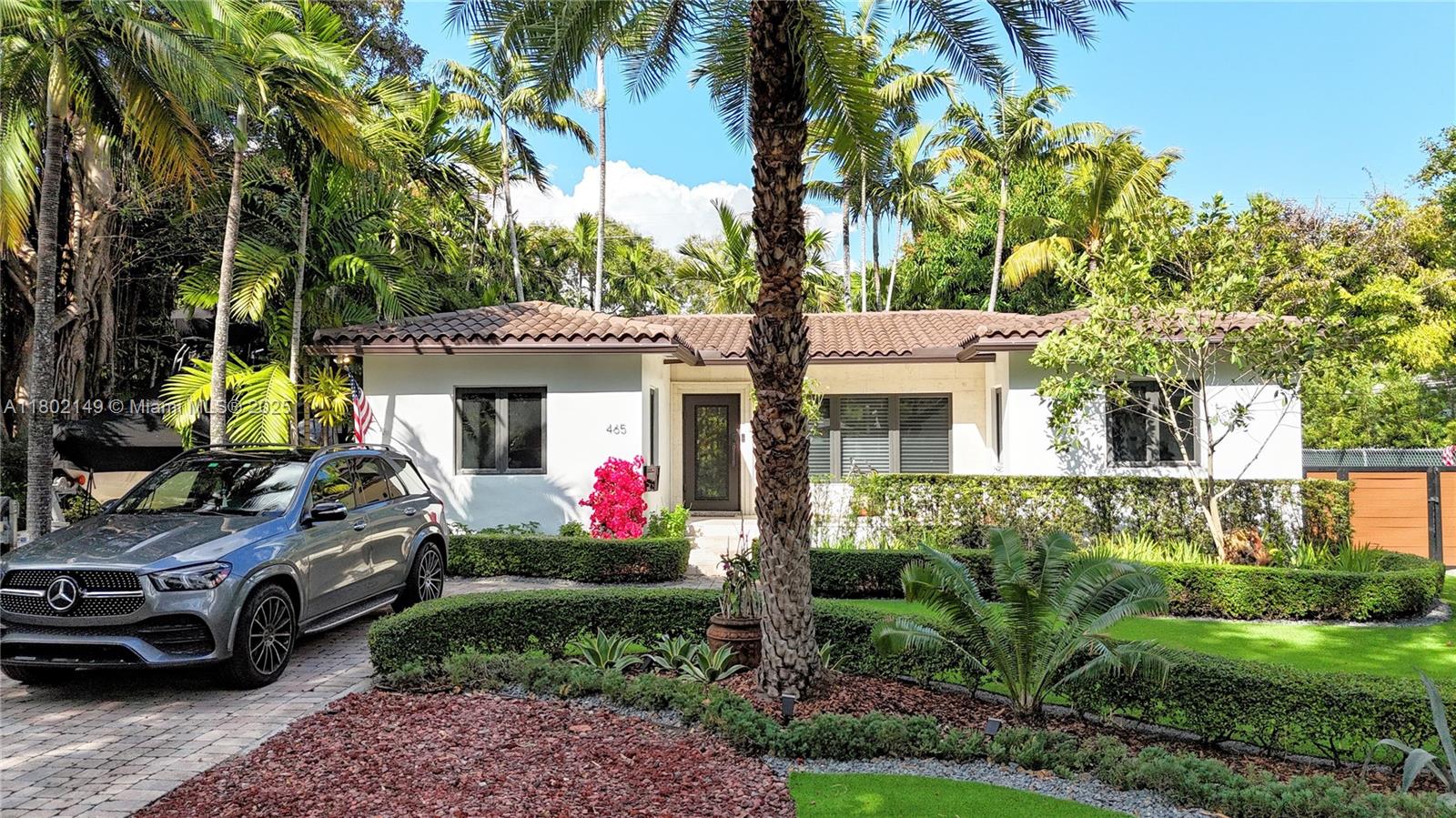 465 NE 52nd St,Miami, FL 33137