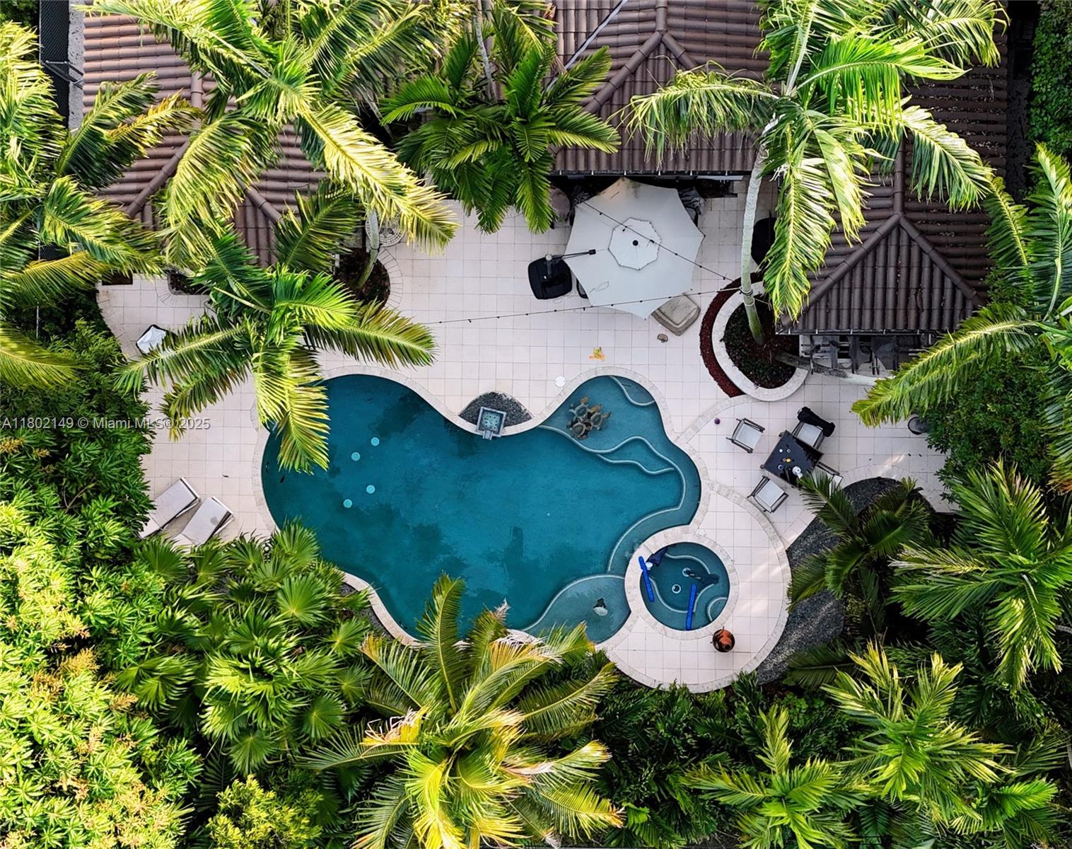 465 NE 52nd St Miami, FL 33137