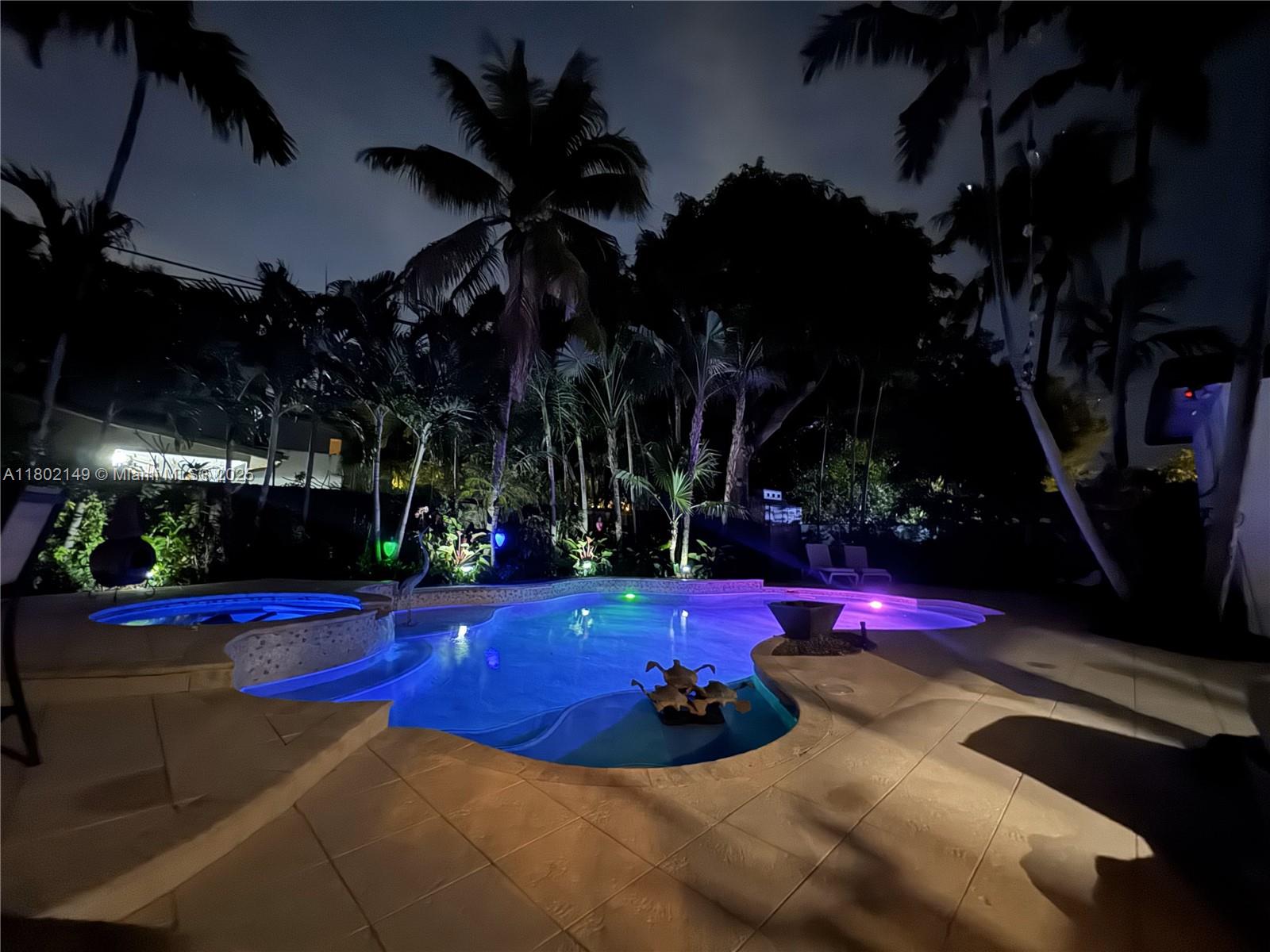 465 NE 52nd St Miami, FL 33137