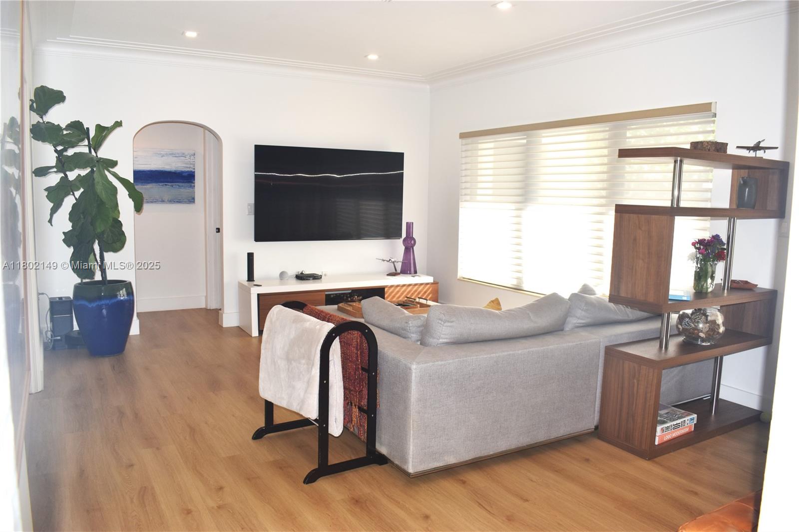 465 NE 52nd St Miami, FL 33137