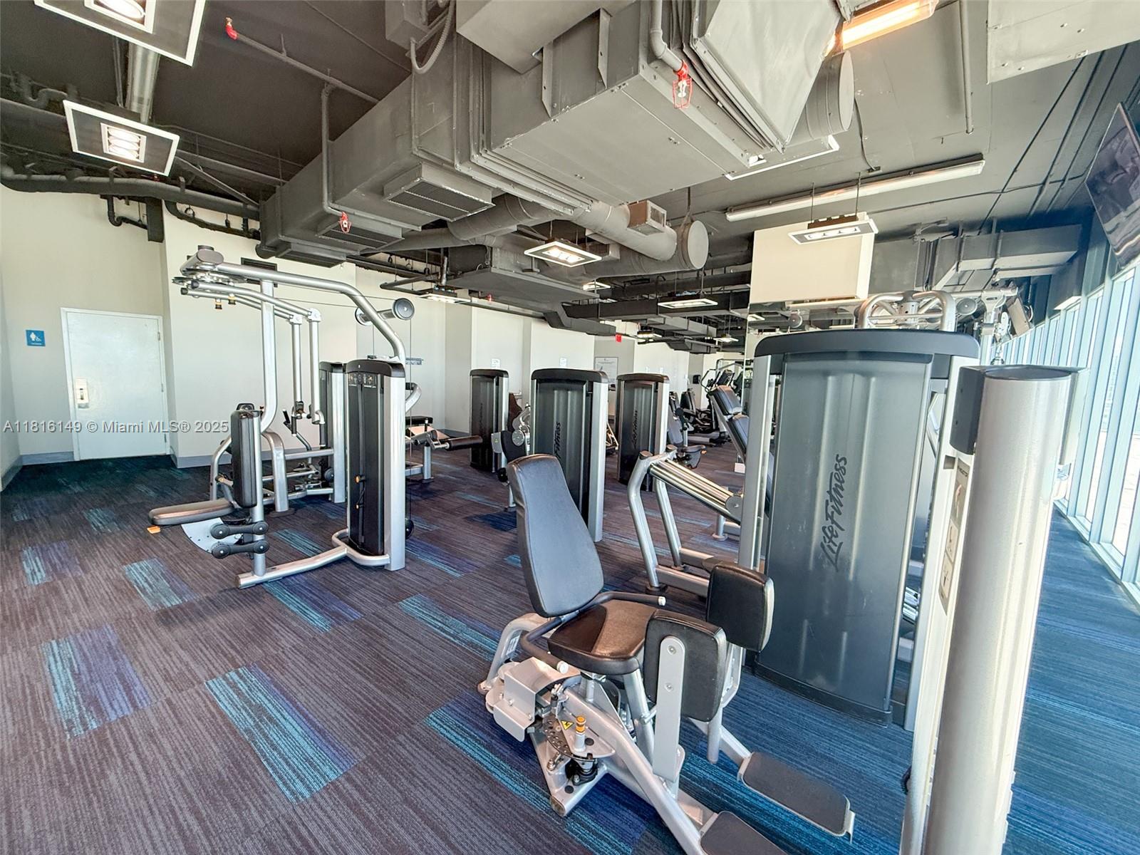 image Blue Condo35