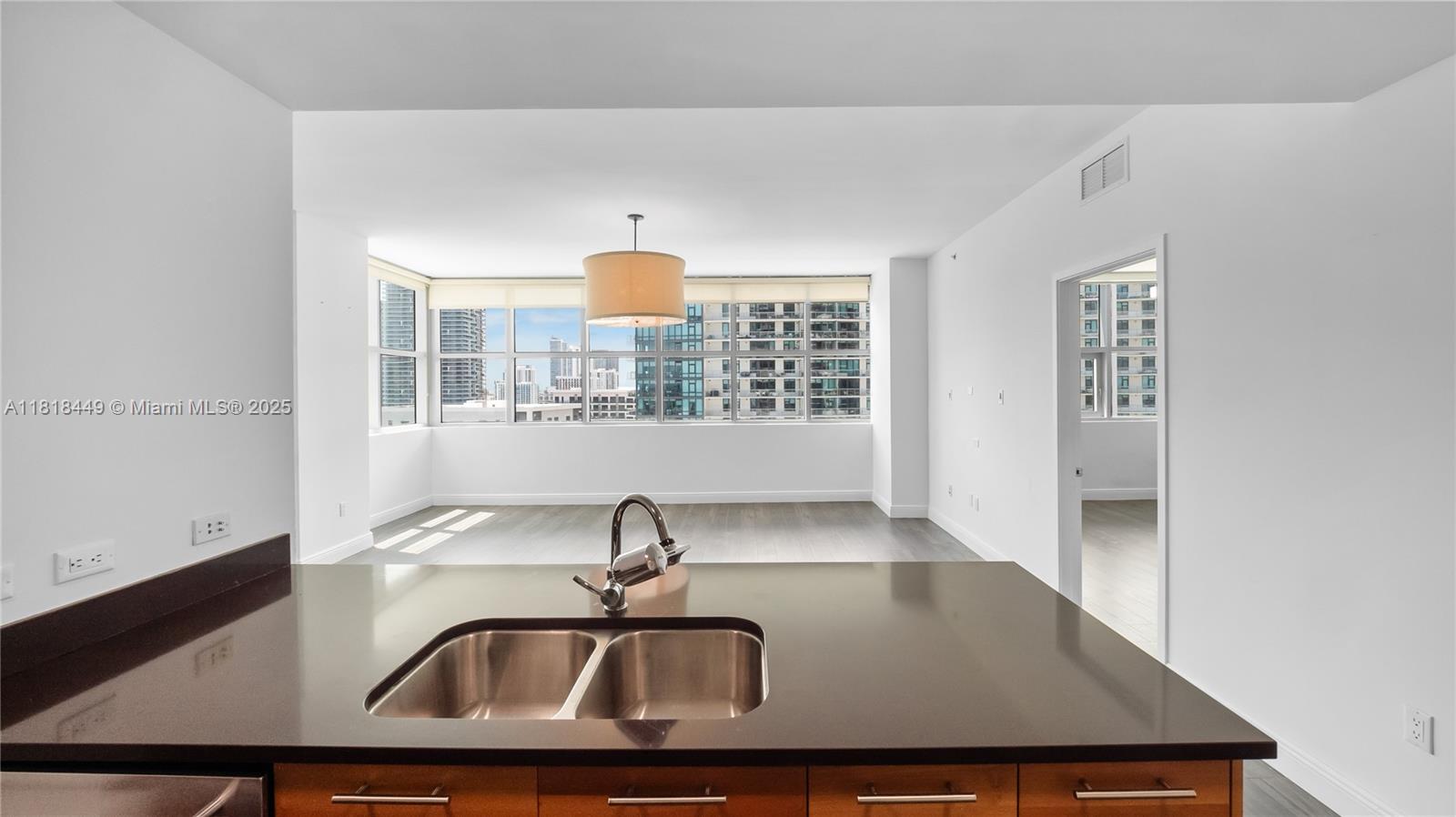 image Four Midtown10