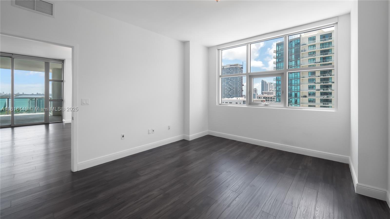 image Four Midtown30