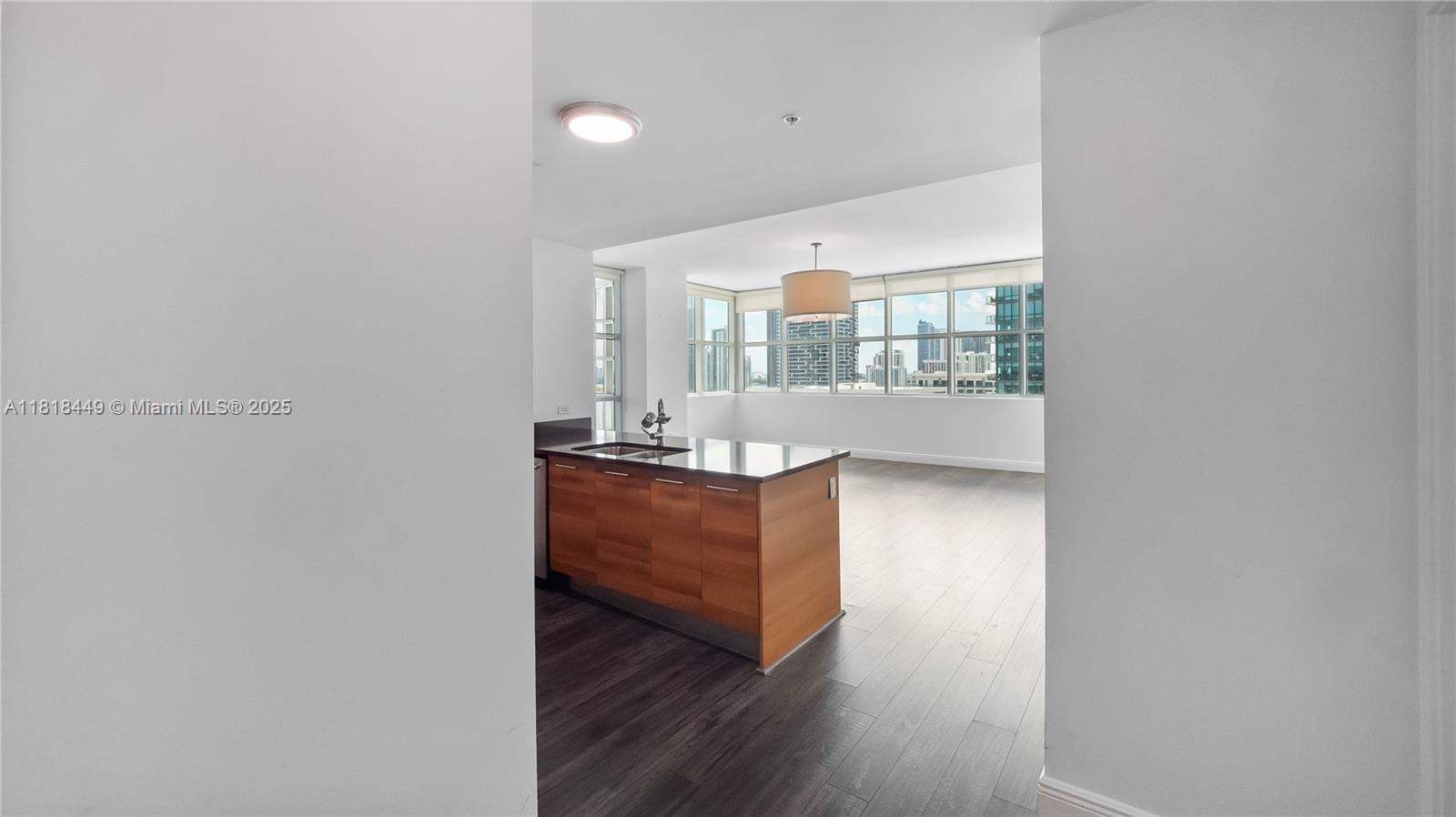 image Four Midtown8