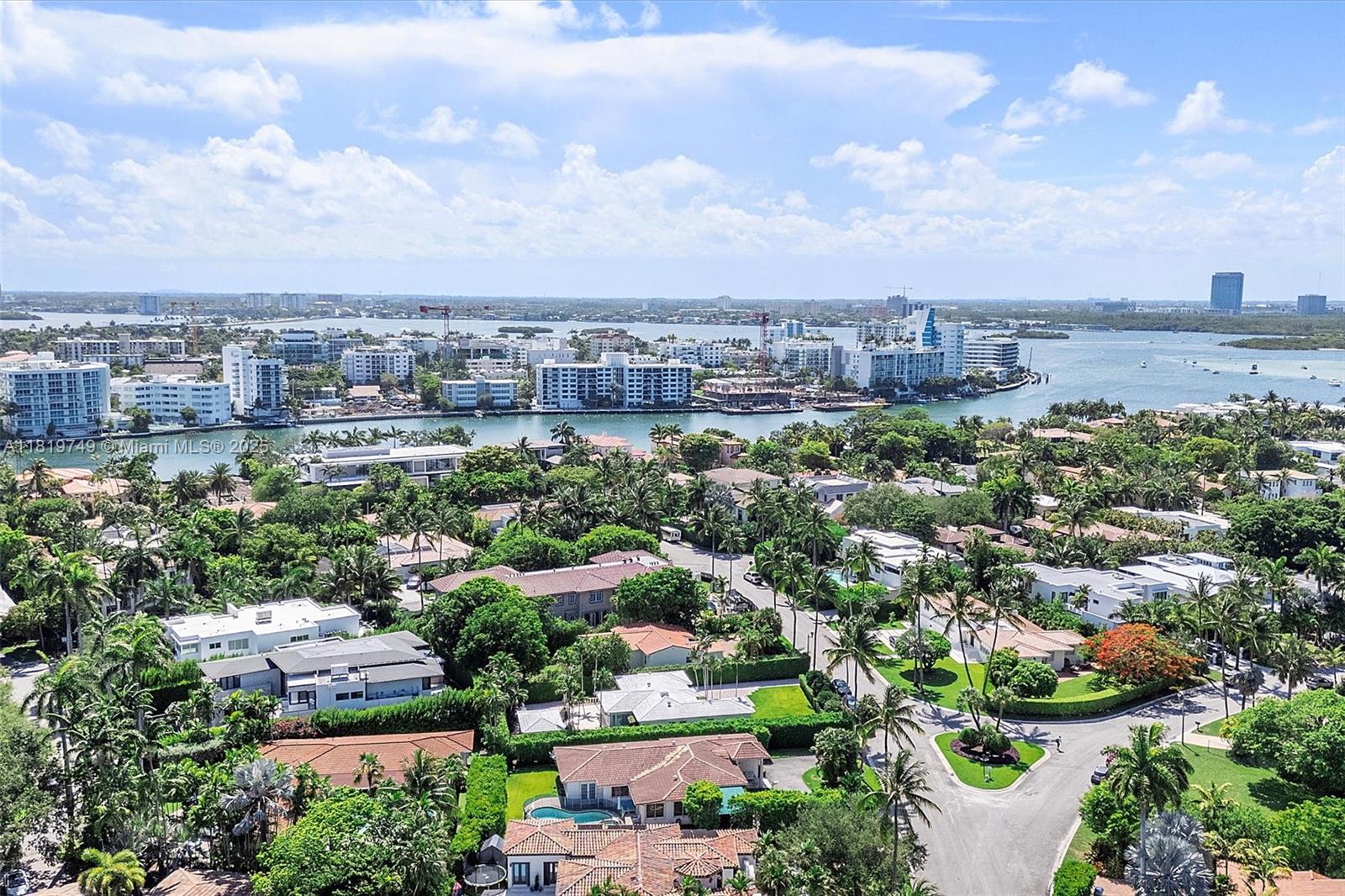 96 Bal Cross Dr Bal Harbour, FL 33154