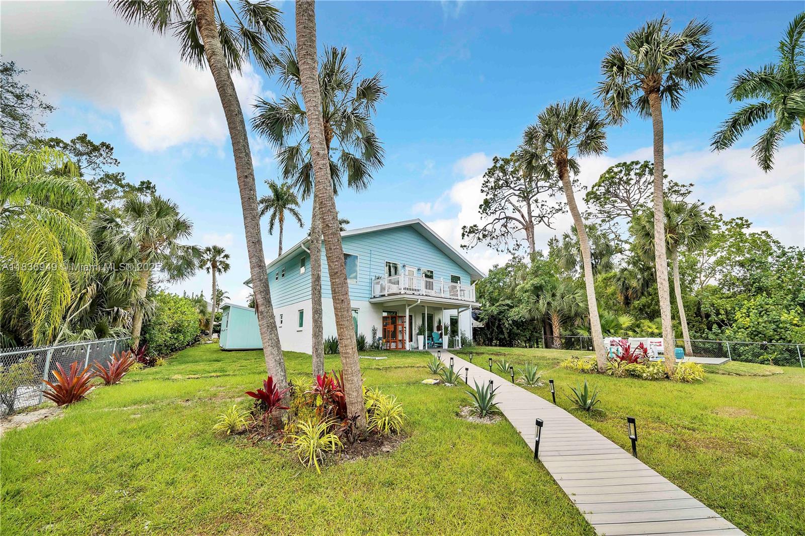 27237 Rio Vis Cir Bonita Springs, FL 34135