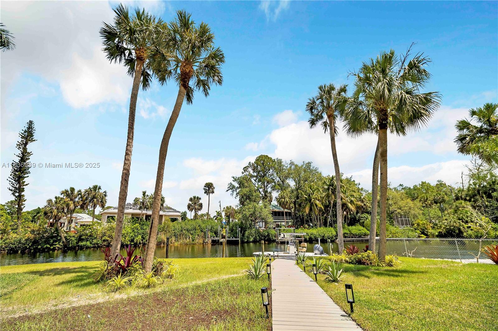 27237 Rio Vis Cir Bonita Springs, FL 34135