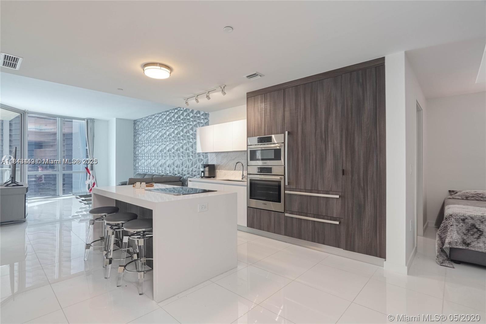 851 NE 1st Ave #3205,Miami, FL 33132