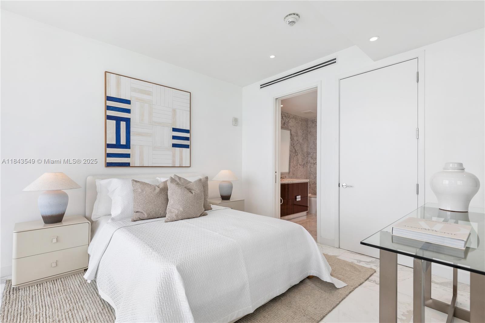 15701 Collins Ave #1004 Sunny Isles Beach, FL 33160