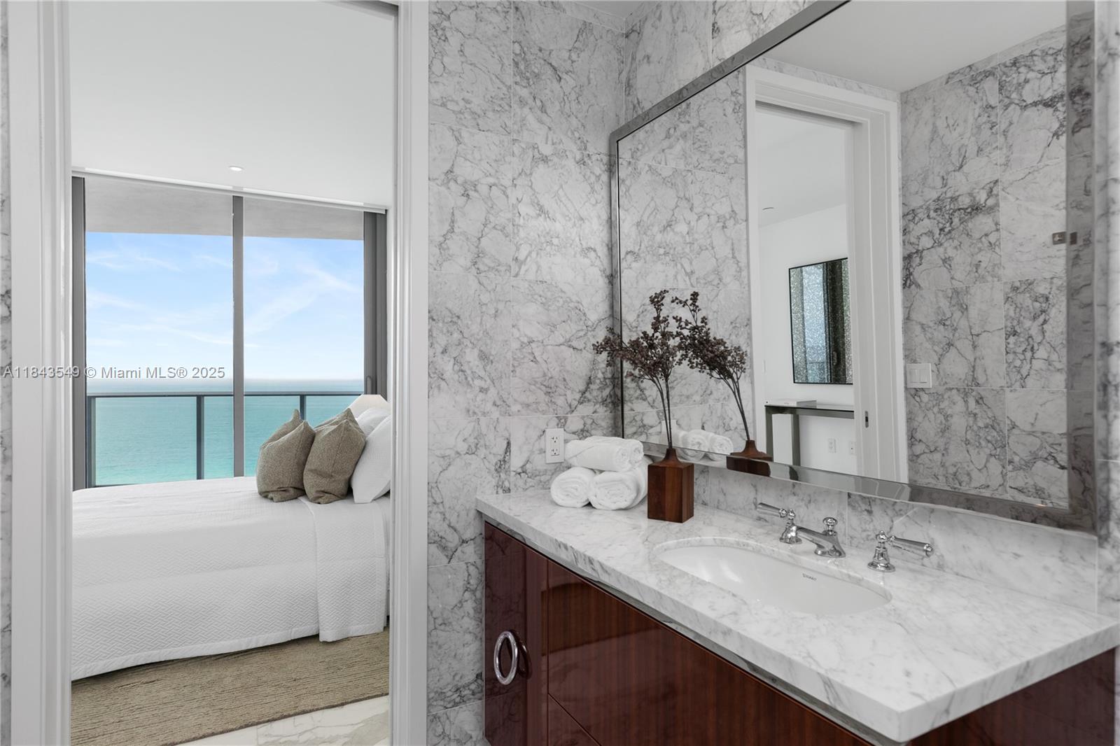 15701 Collins Ave #1004 Sunny Isles Beach, FL 33160