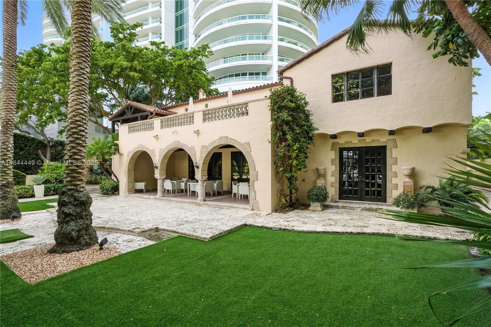 image Santa Maria On Brickell24