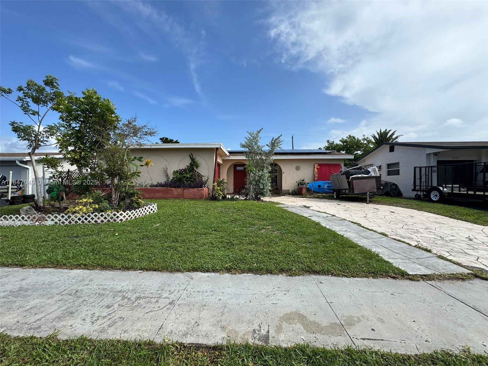 9671 NW 25th Ct