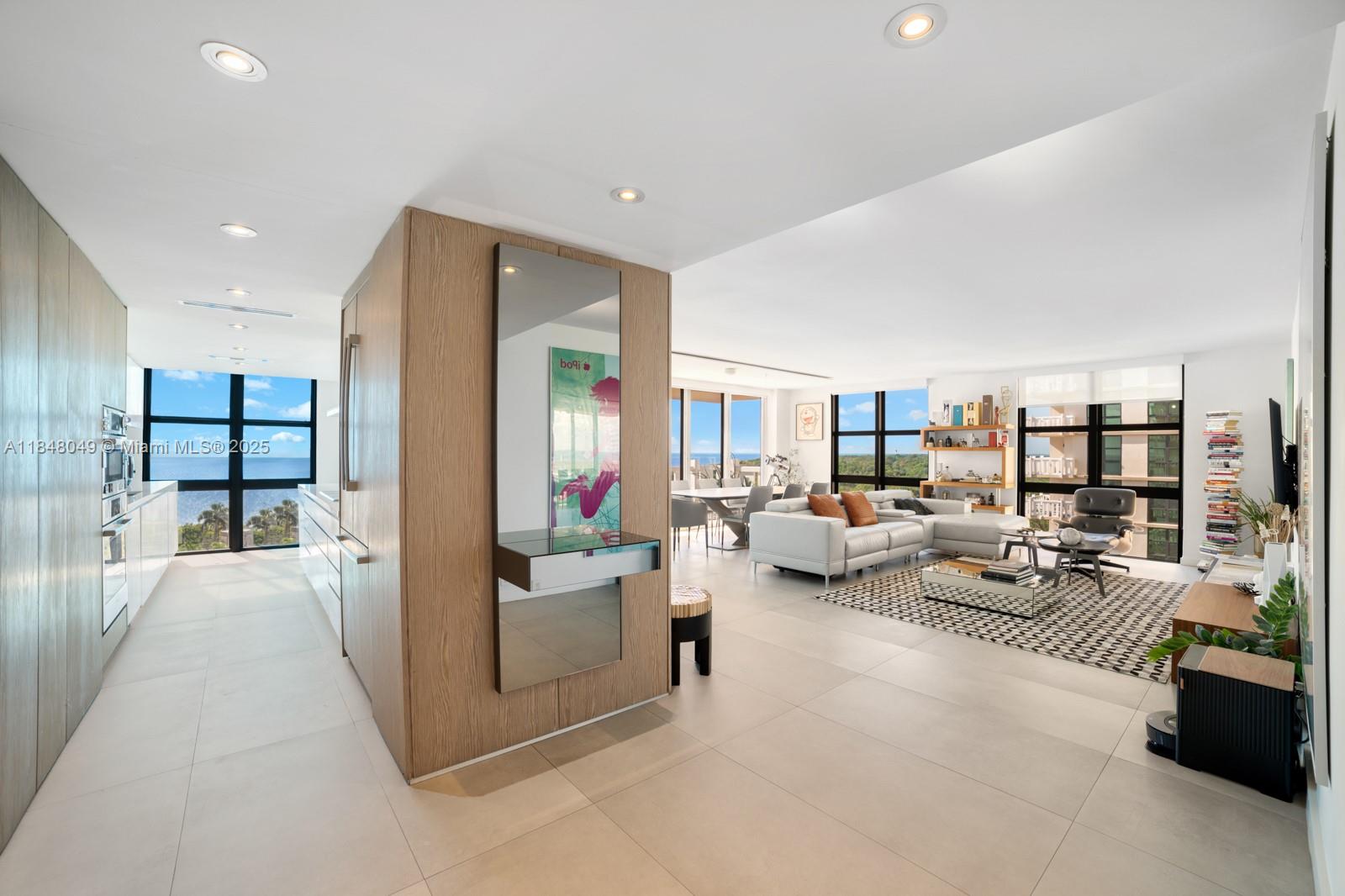 image Towers Of Key Biscayne9
