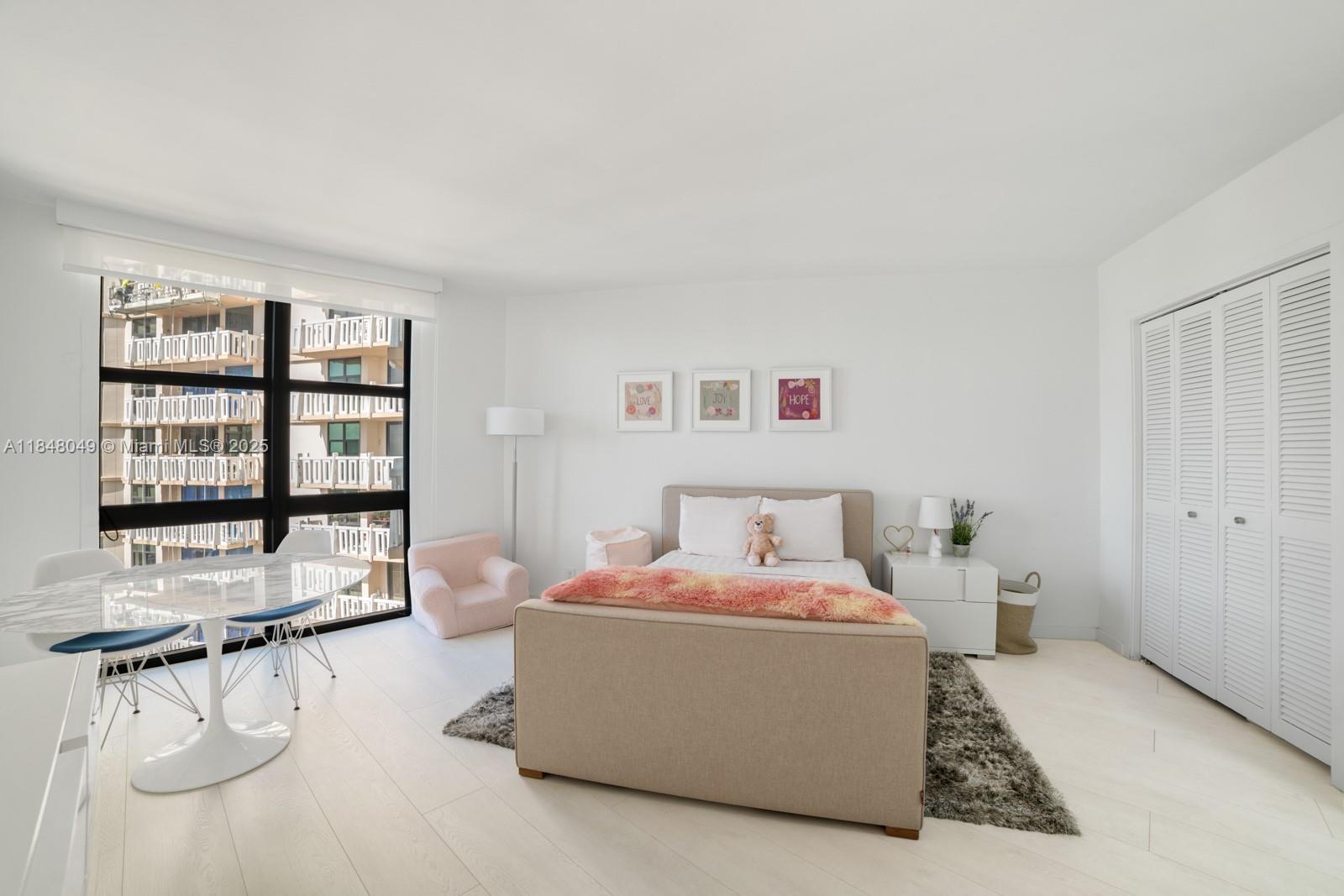 image Towers Of Key Biscayne18