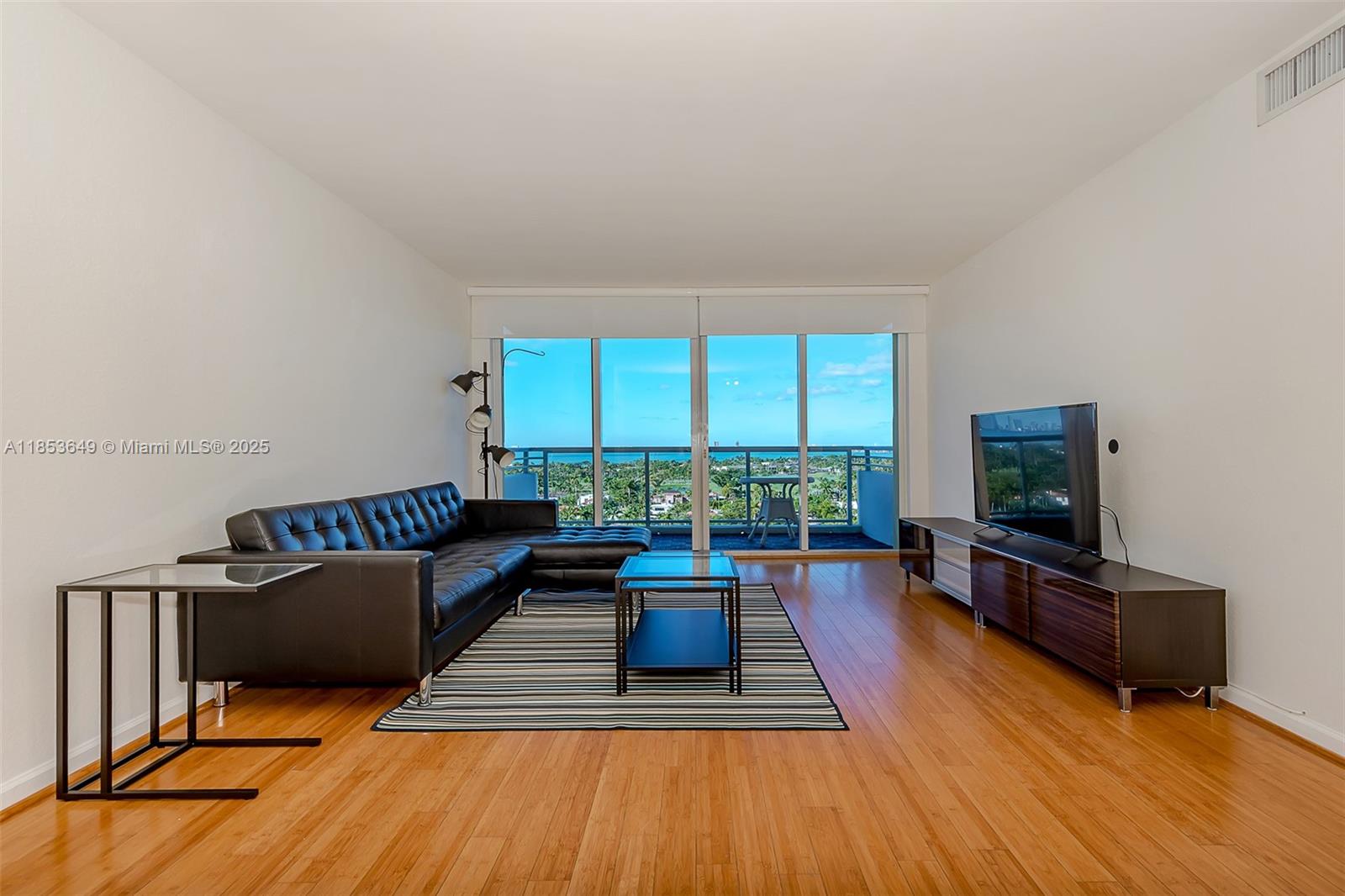 5600 Collins Ave #15N