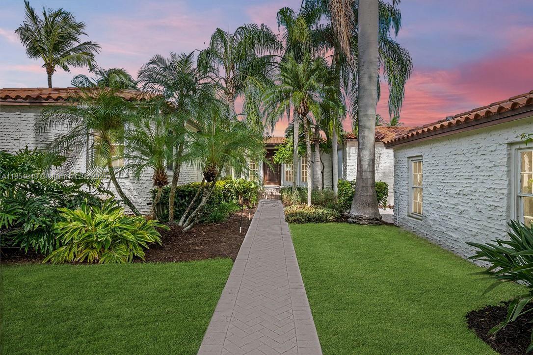 609 Isle Of Palms Dr