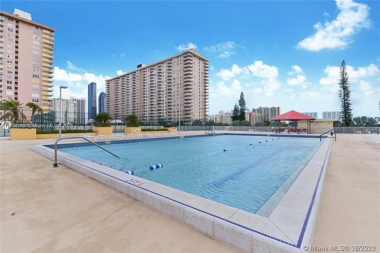 image Winston Towers 5009