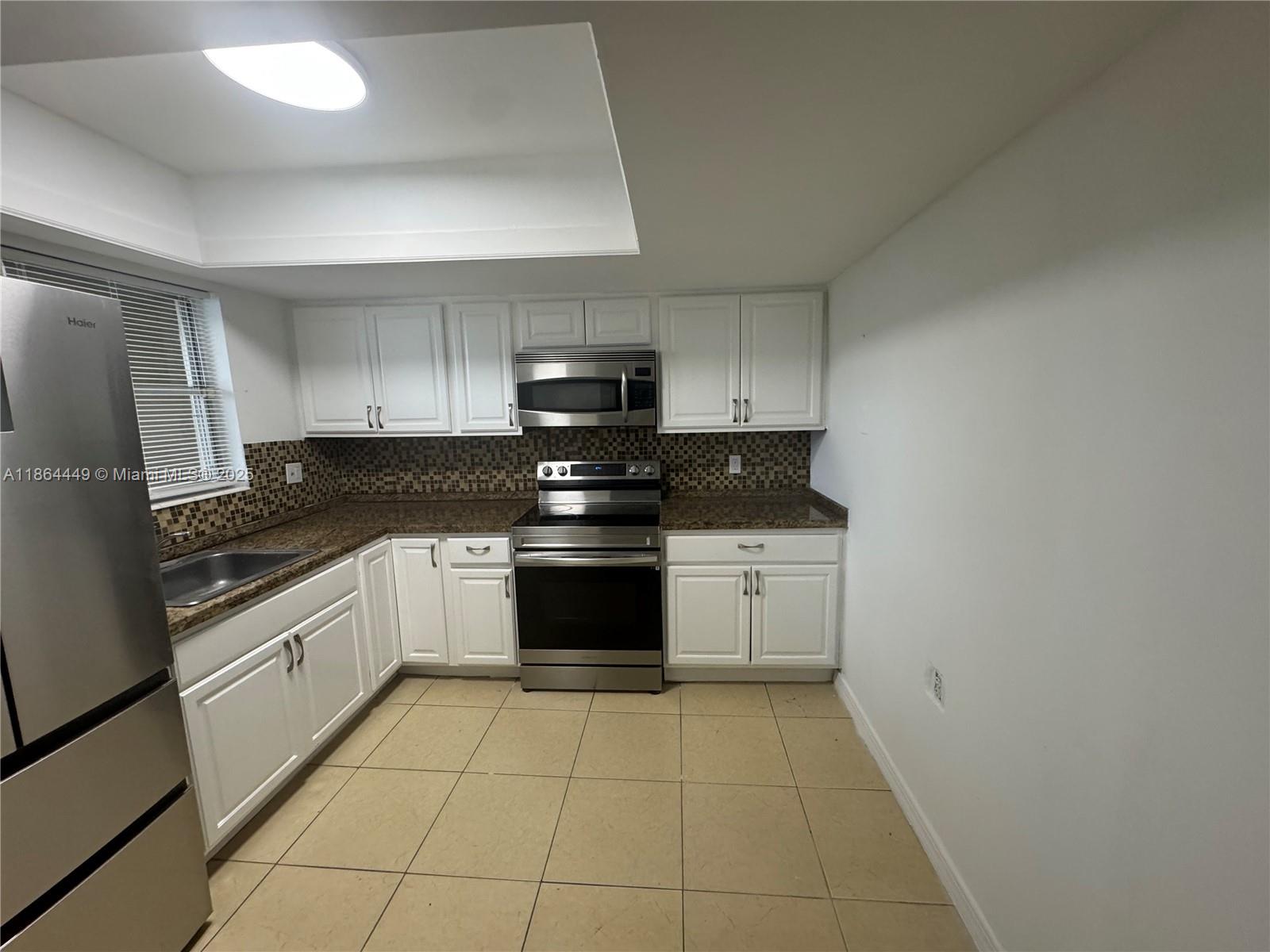 11930 NE 19th Dr #16