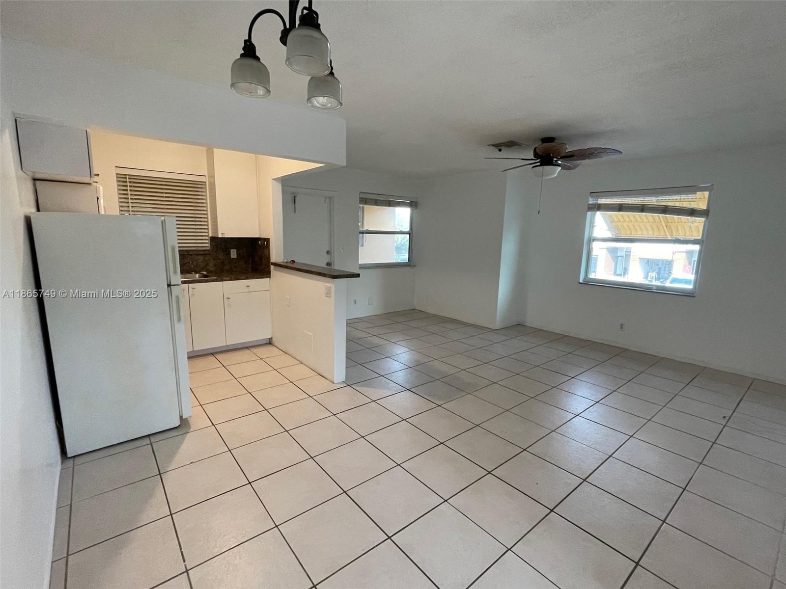 1702 Mckinley St #11