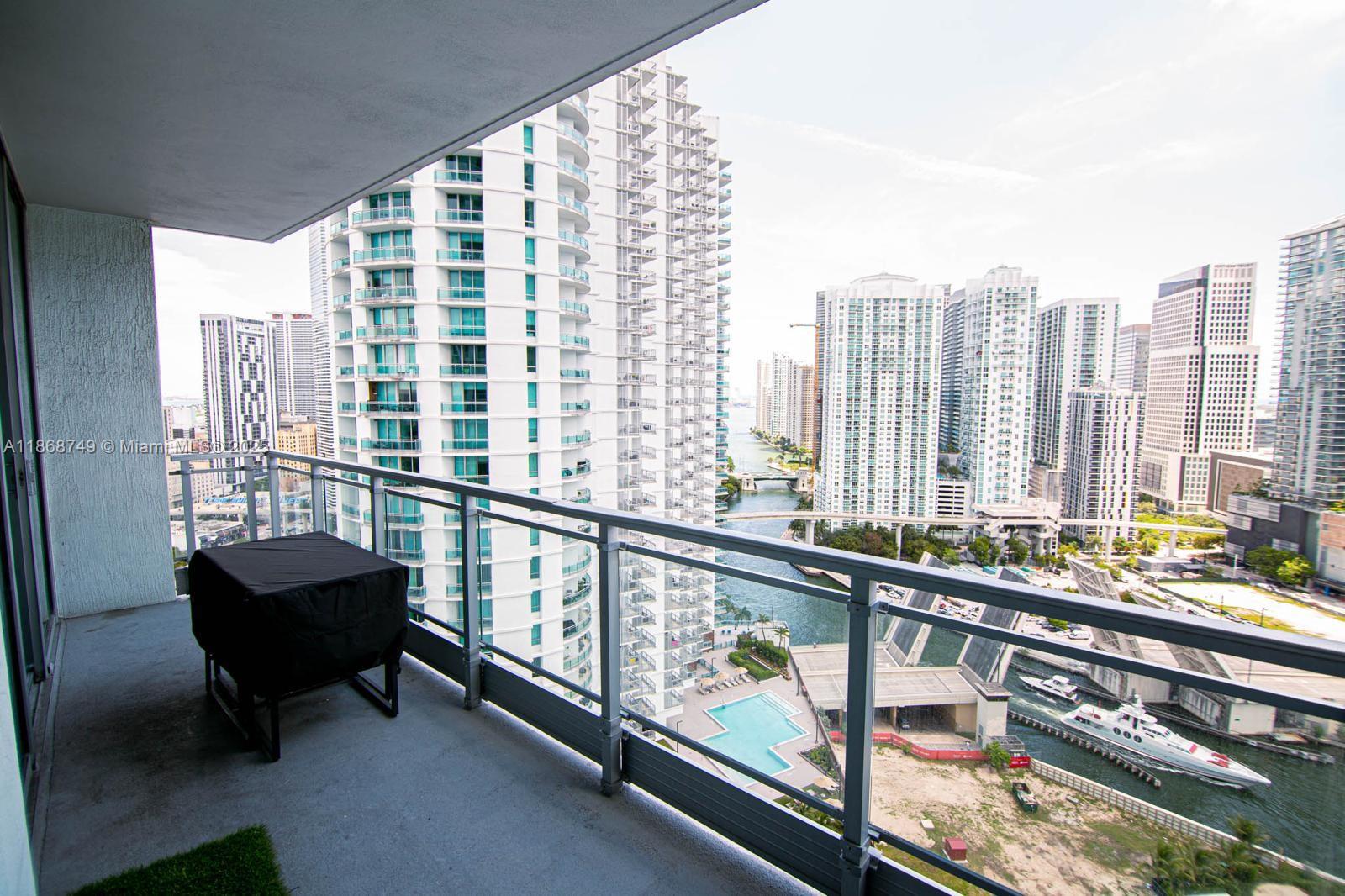 image Ivy Condo12