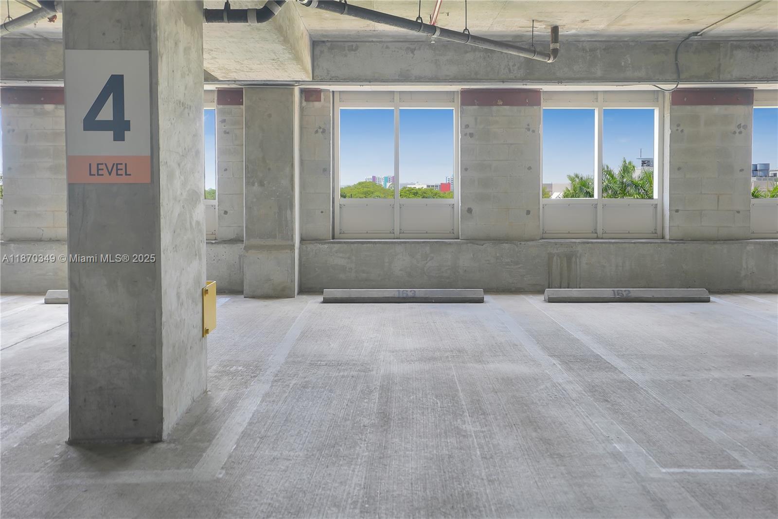 image Midblock Miami Condo8