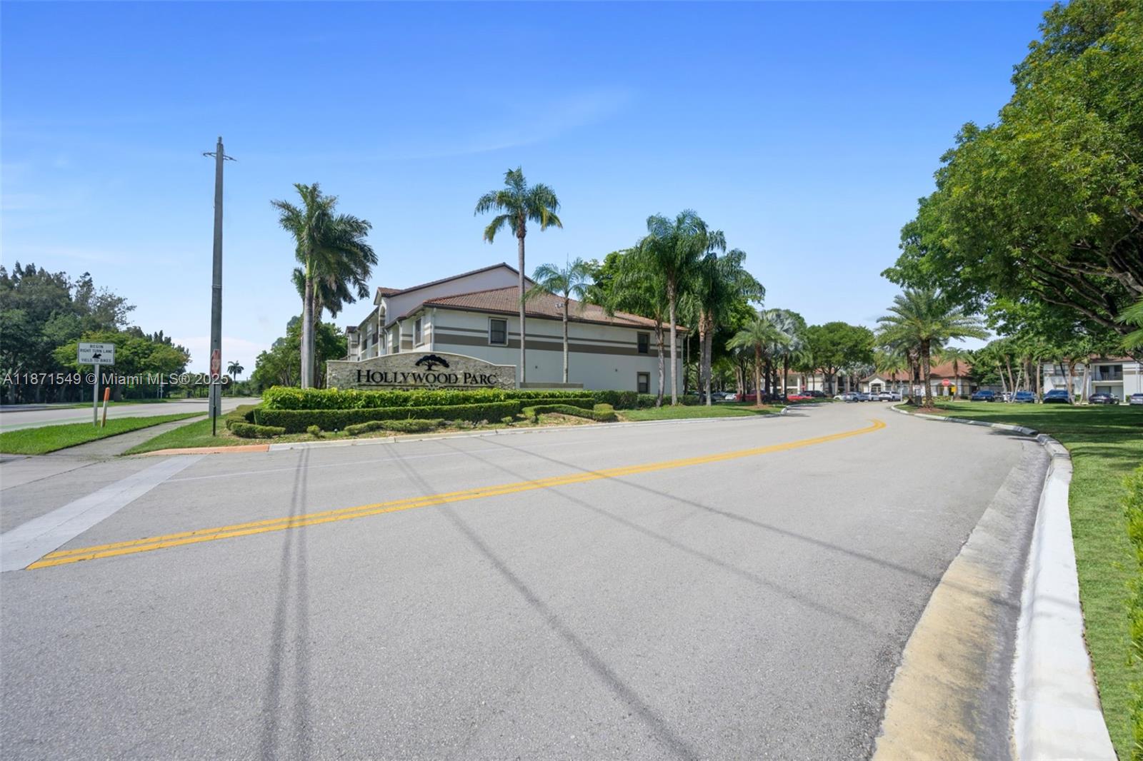 530 S Park Rd #18-11