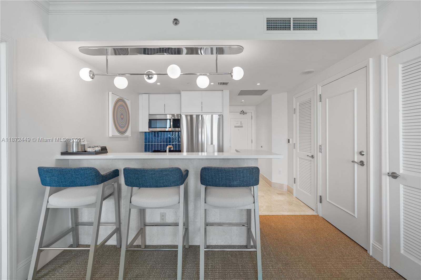 image Fontainebleau Ii Condo13