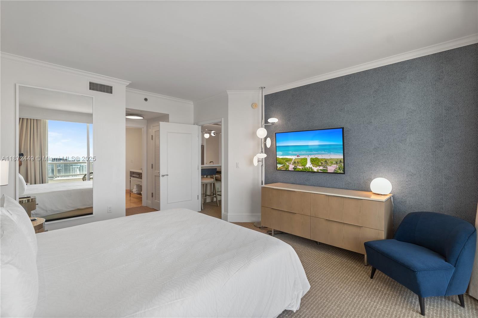 image Fontainebleau Ii Condo27