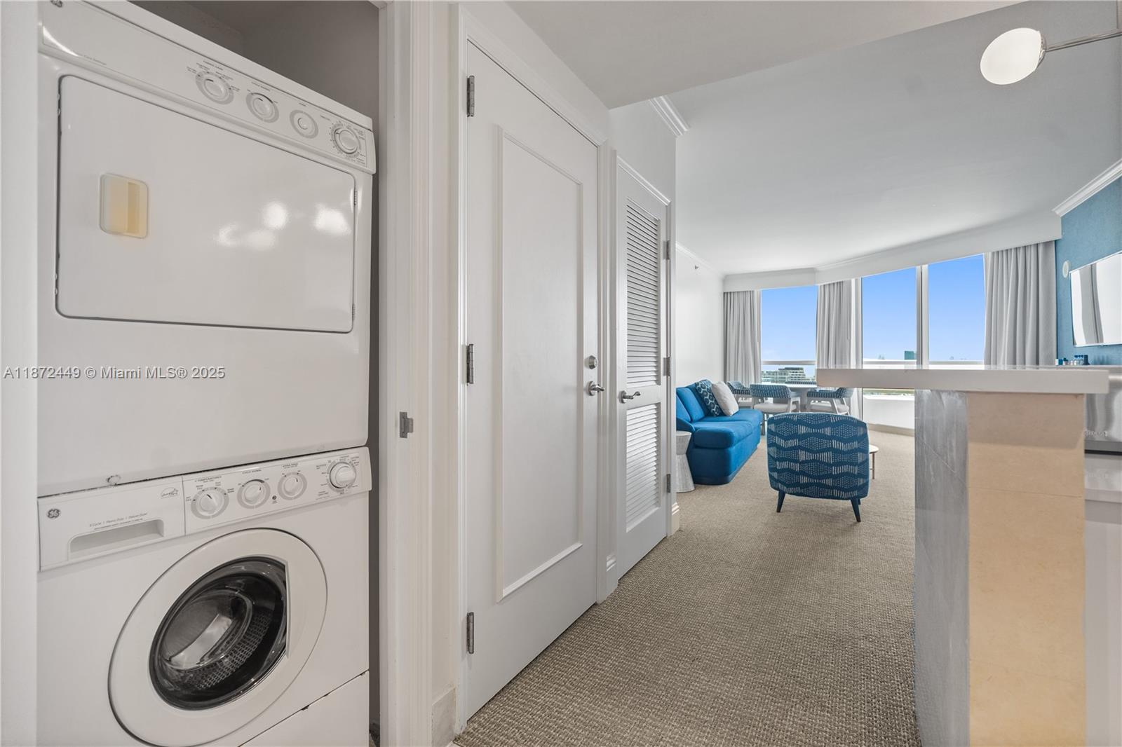 image Fontainebleau Ii Condo36