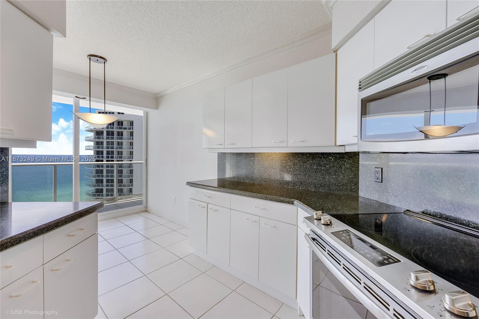 16445 Collins Ave #2628 Sunny Isles Beach, FL 33160