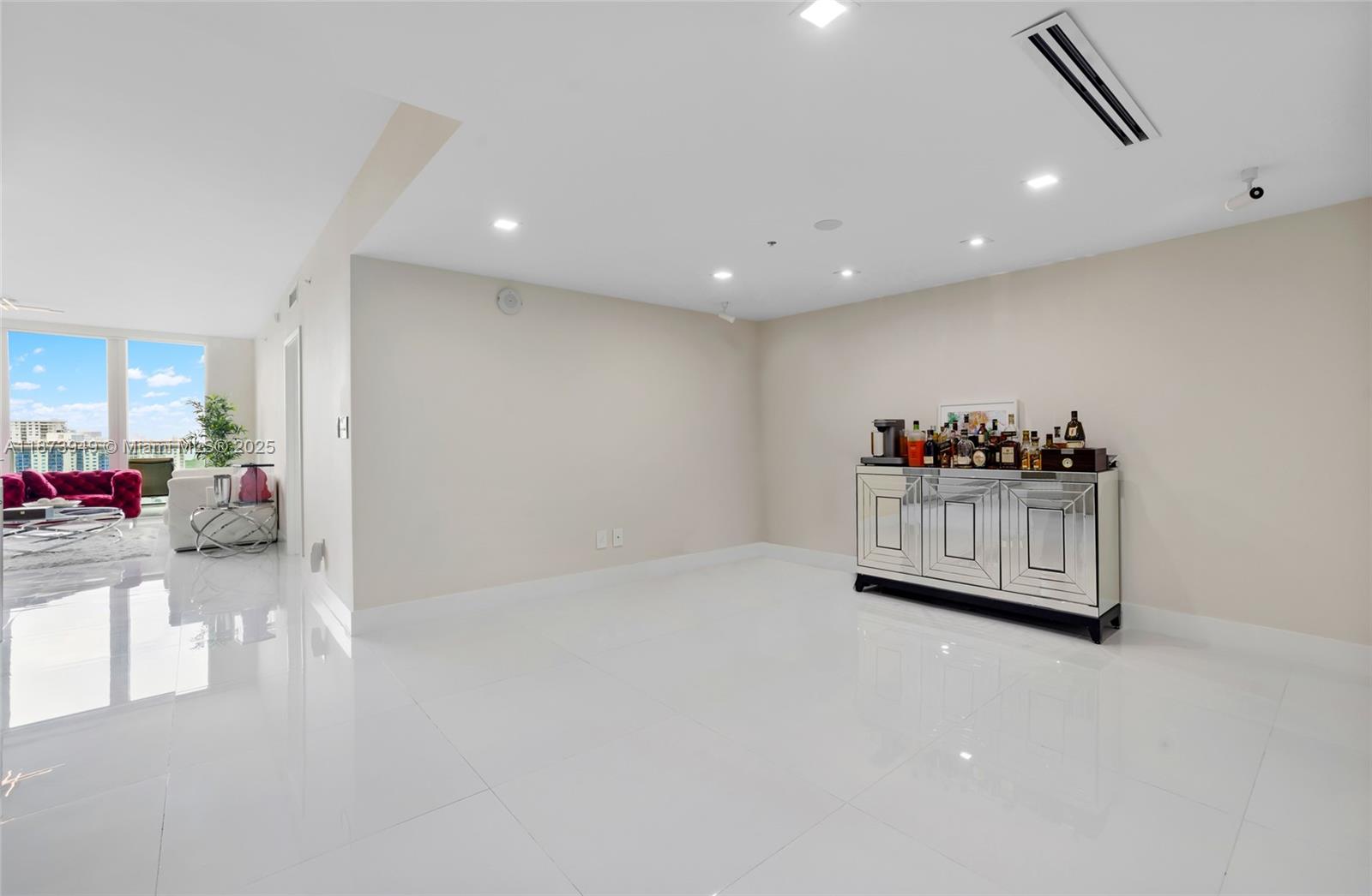 image 400 Sunny Isles21