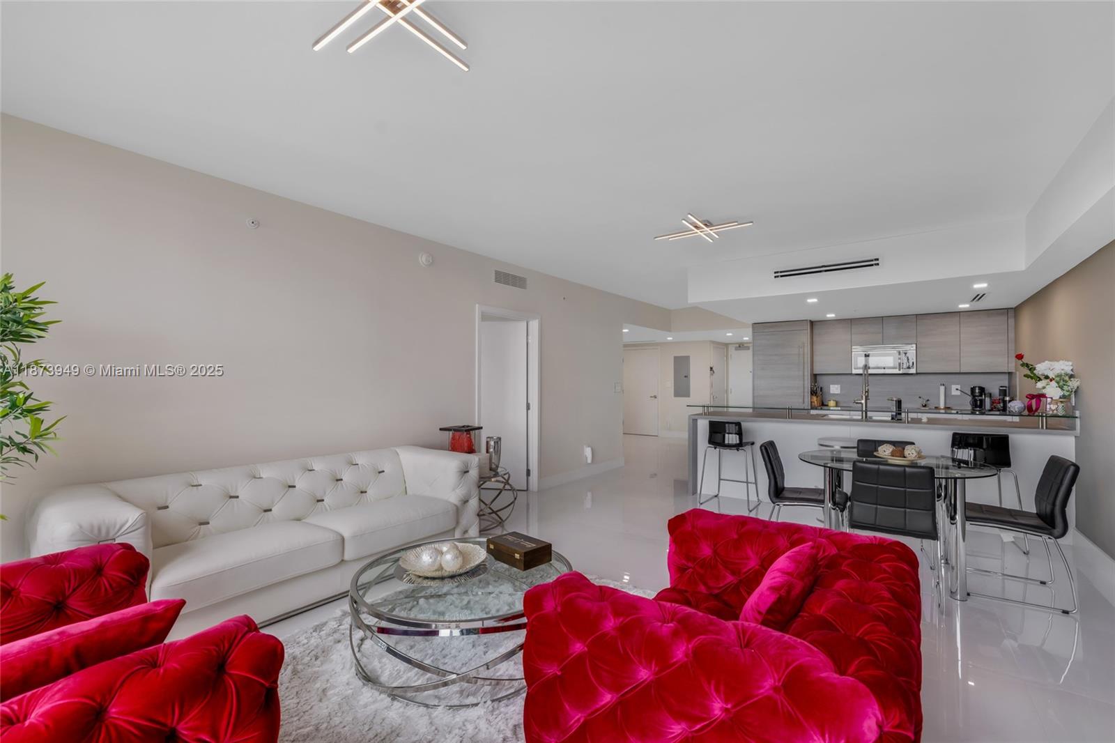 image 400 Sunny Isles31