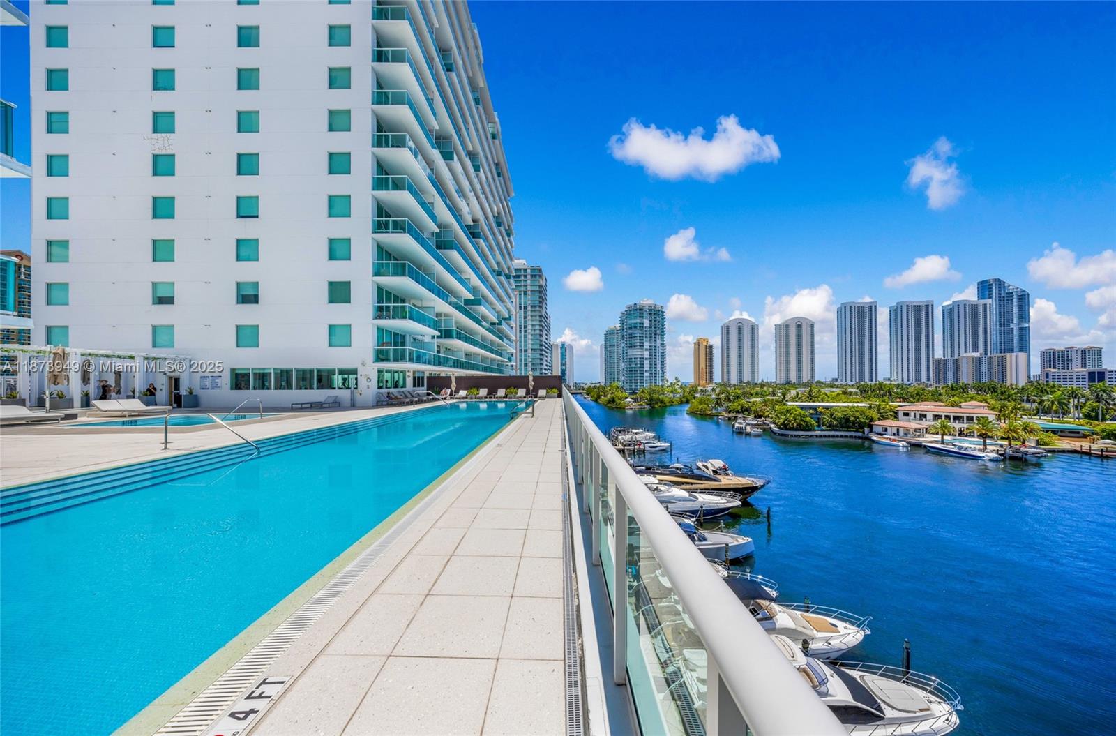 image 400 Sunny Isles3
