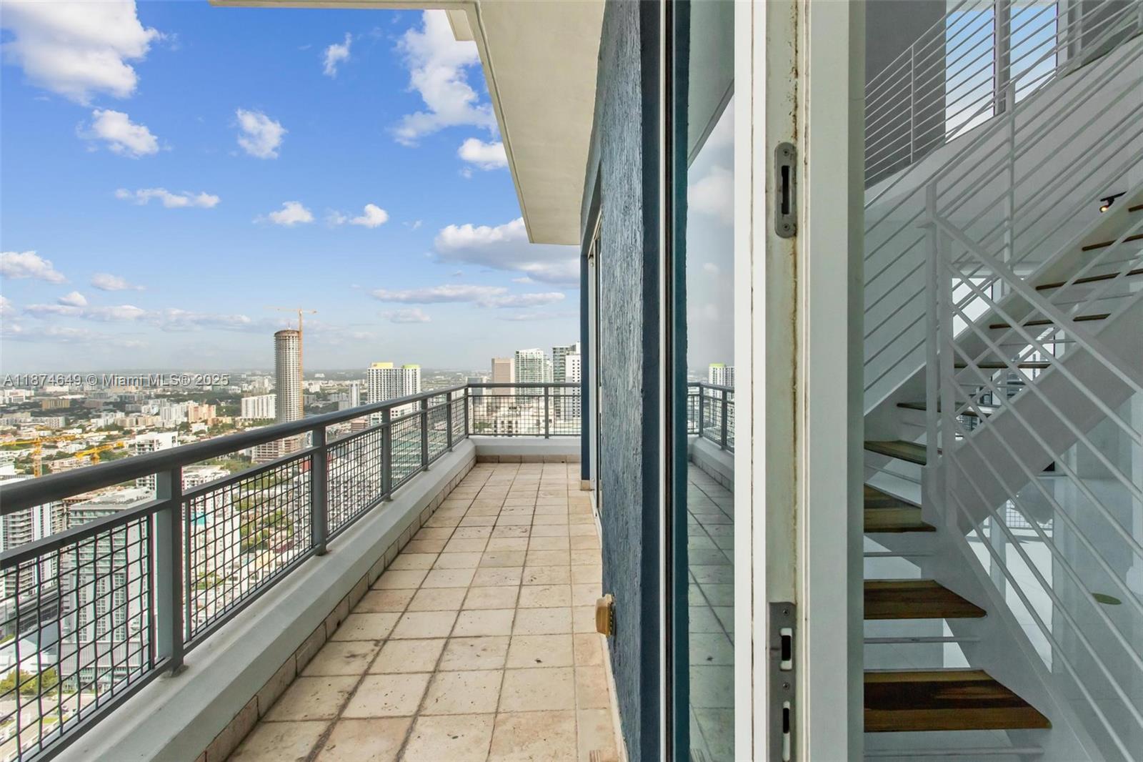 image Infinity At Brickell Cond22