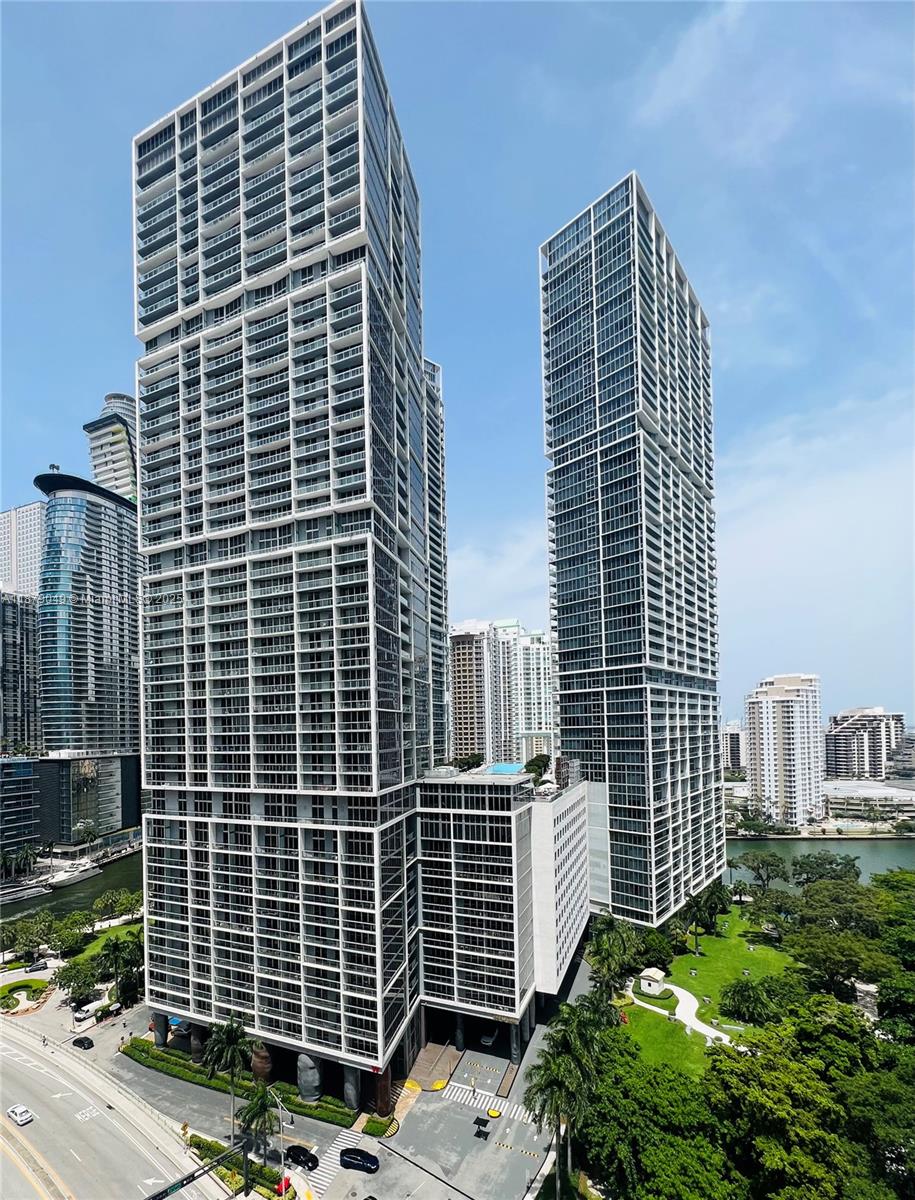 465 Brickell Ave #4801