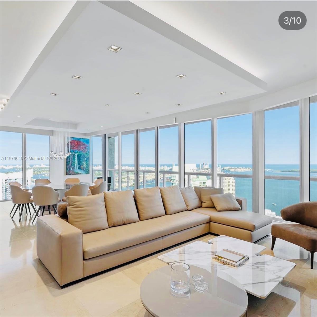 image Icon Brickell12