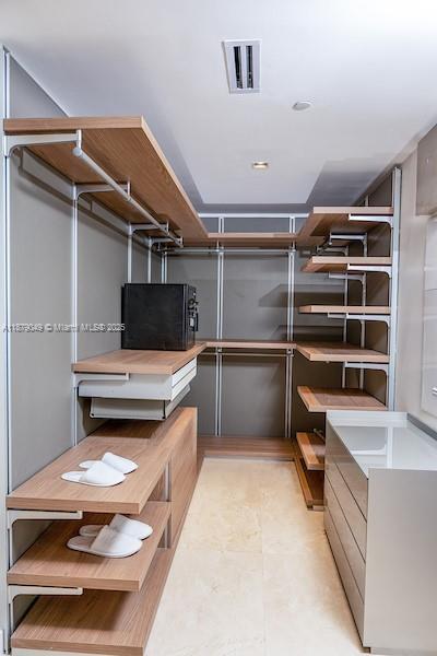 image Icon Brickell22