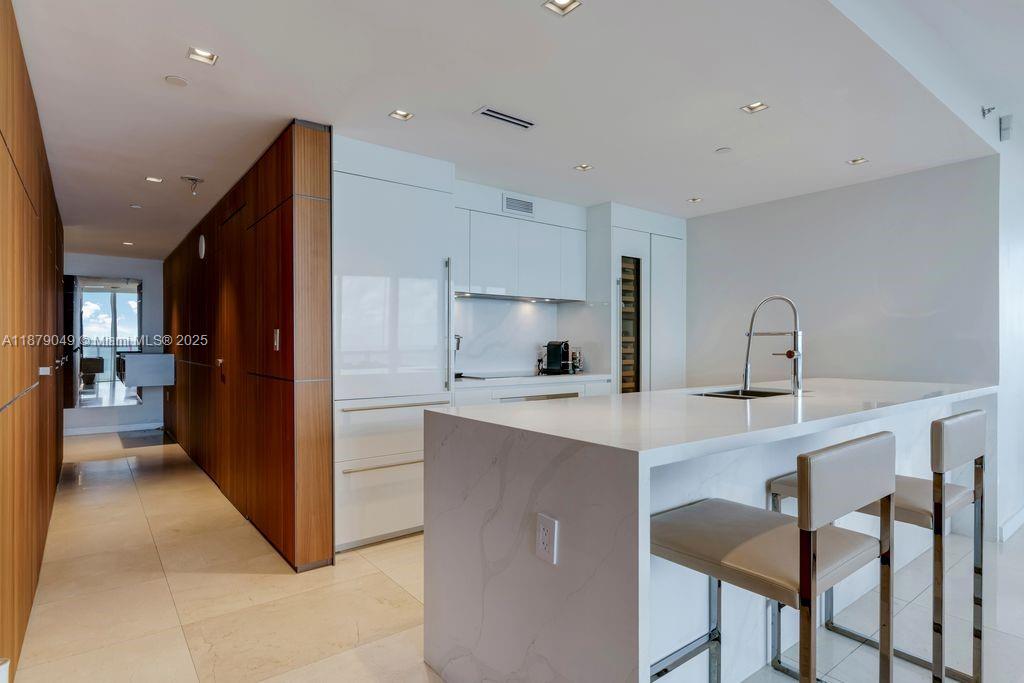 image Icon Brickell28