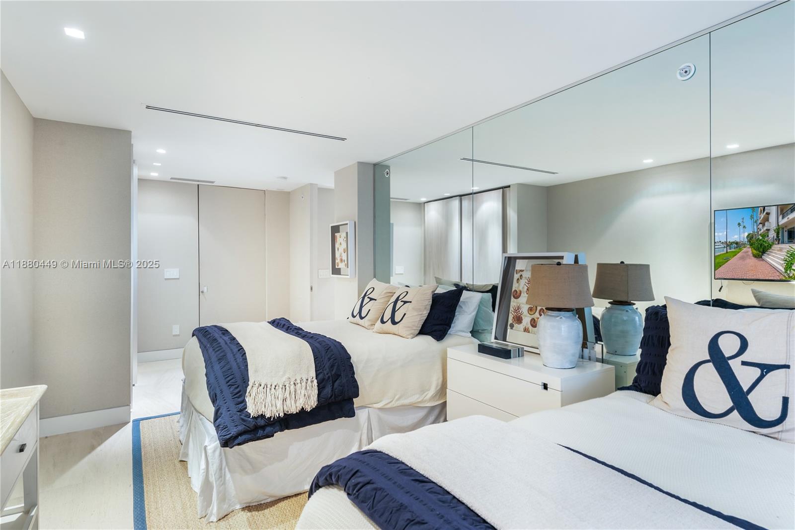 2514 Fisher Is Dr #6104 Miami Beach, FL 33109