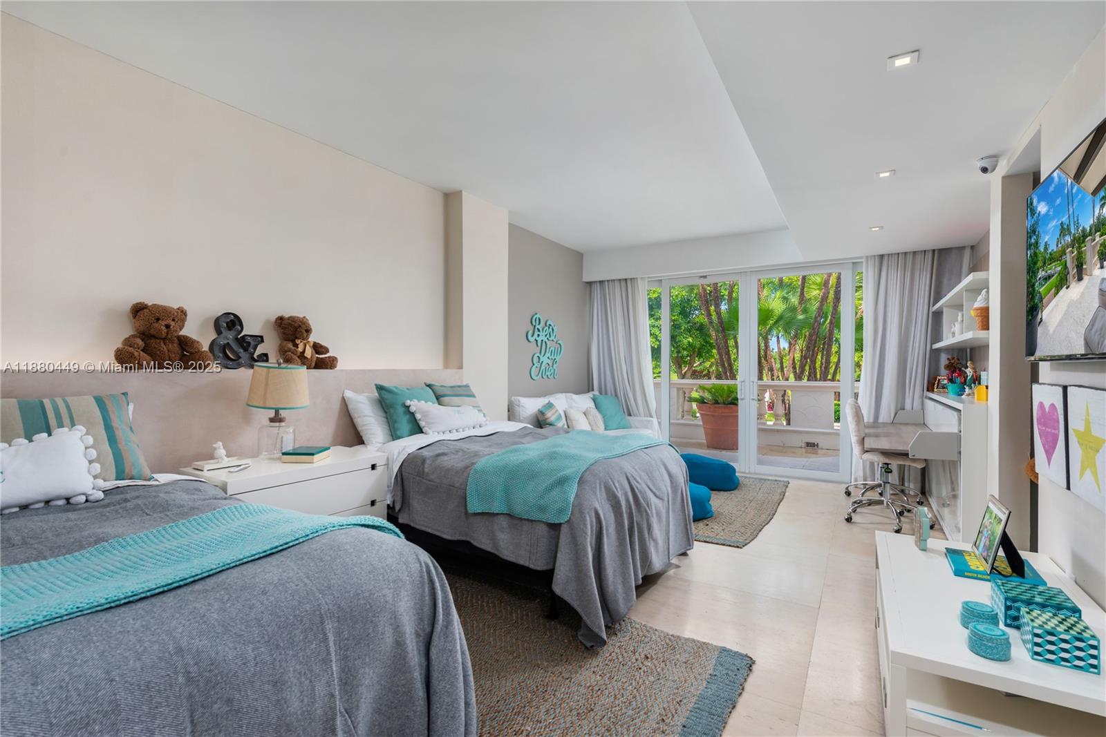 2514 Fisher Is Dr #6104 Miami Beach, FL 33109