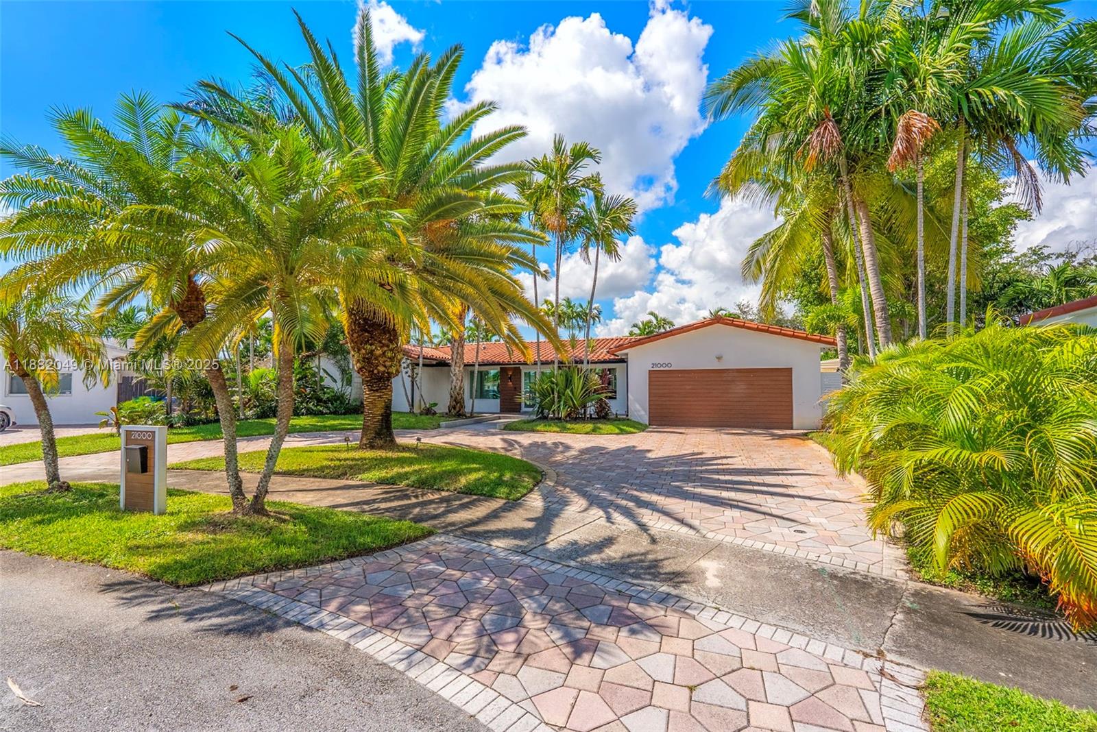 21000 NE 18th Ct