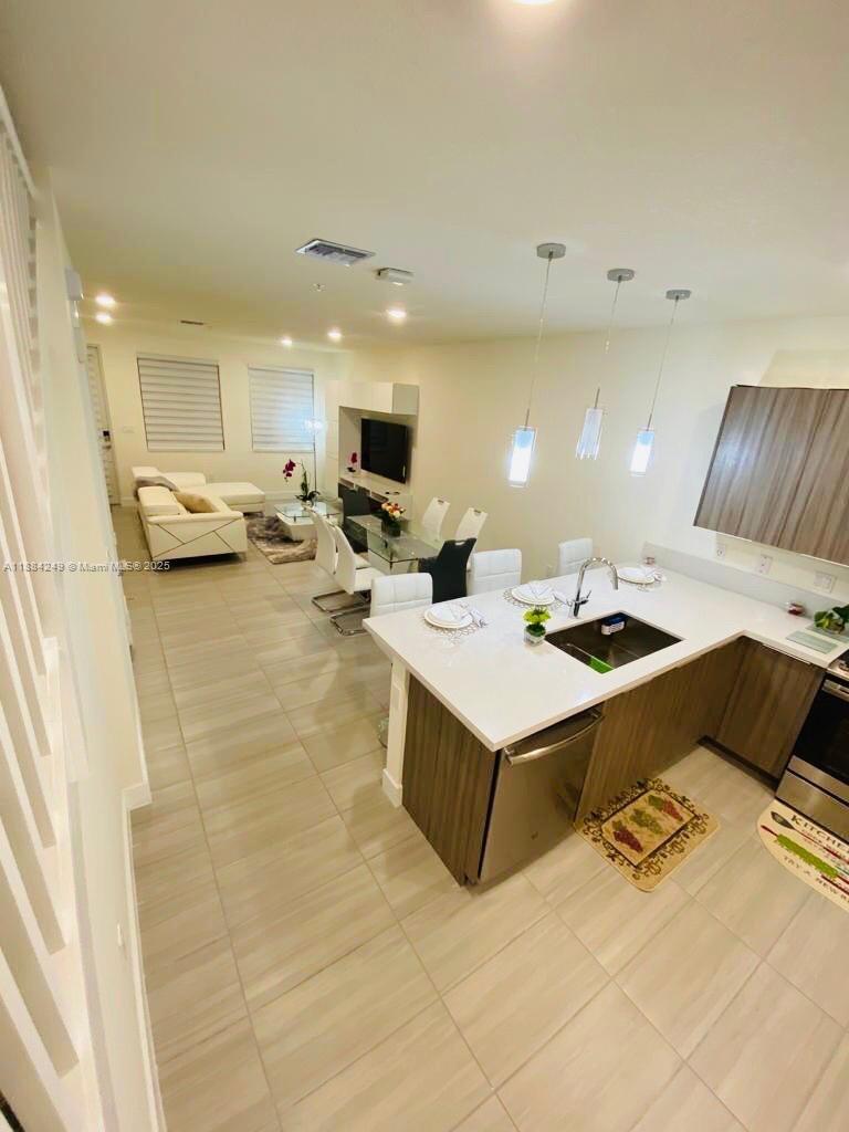 6416 NW 102nd Ct #108 Doral, FL 33178