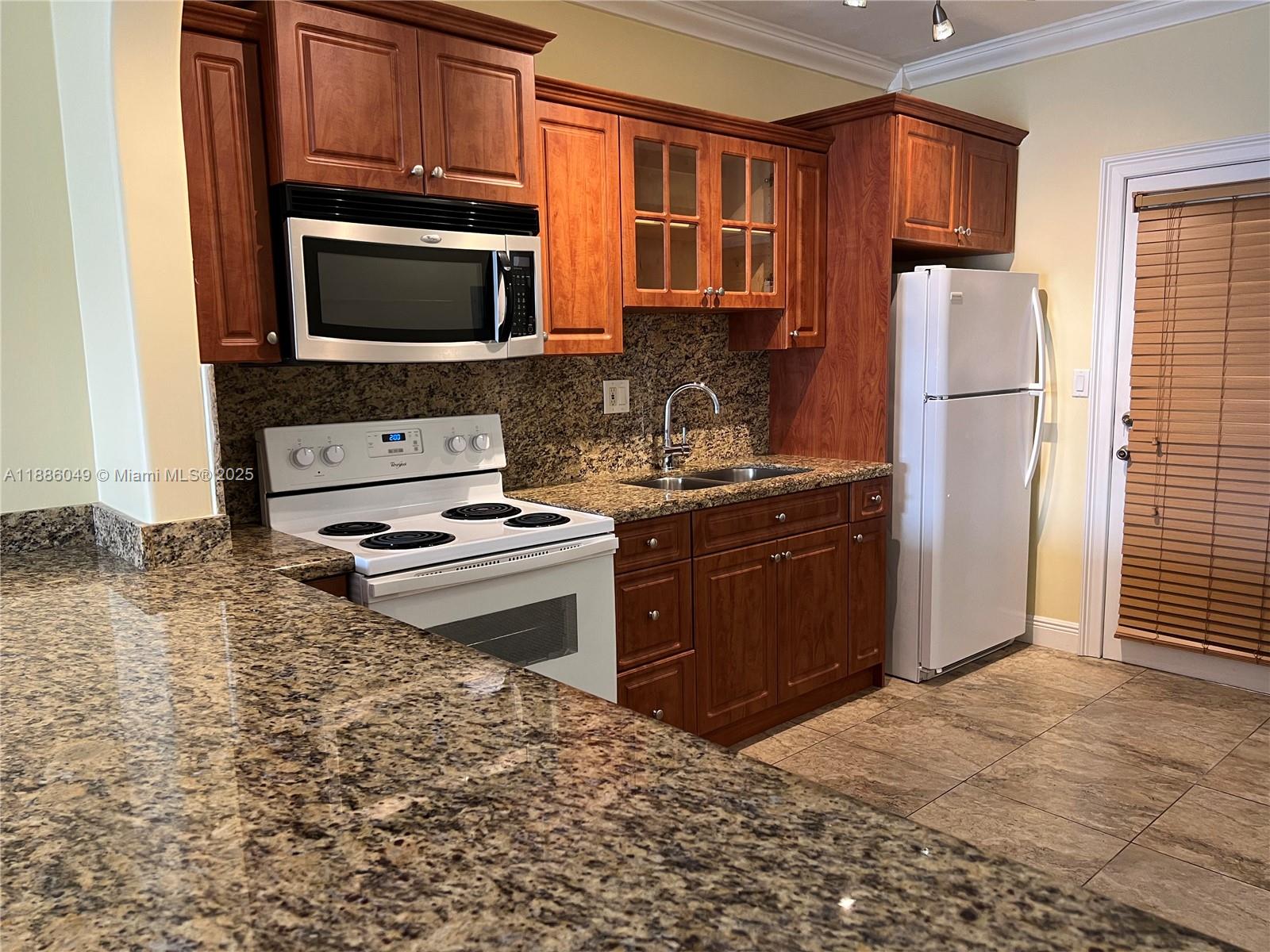 1600 NE 114th St #307 Miami, FL 33181